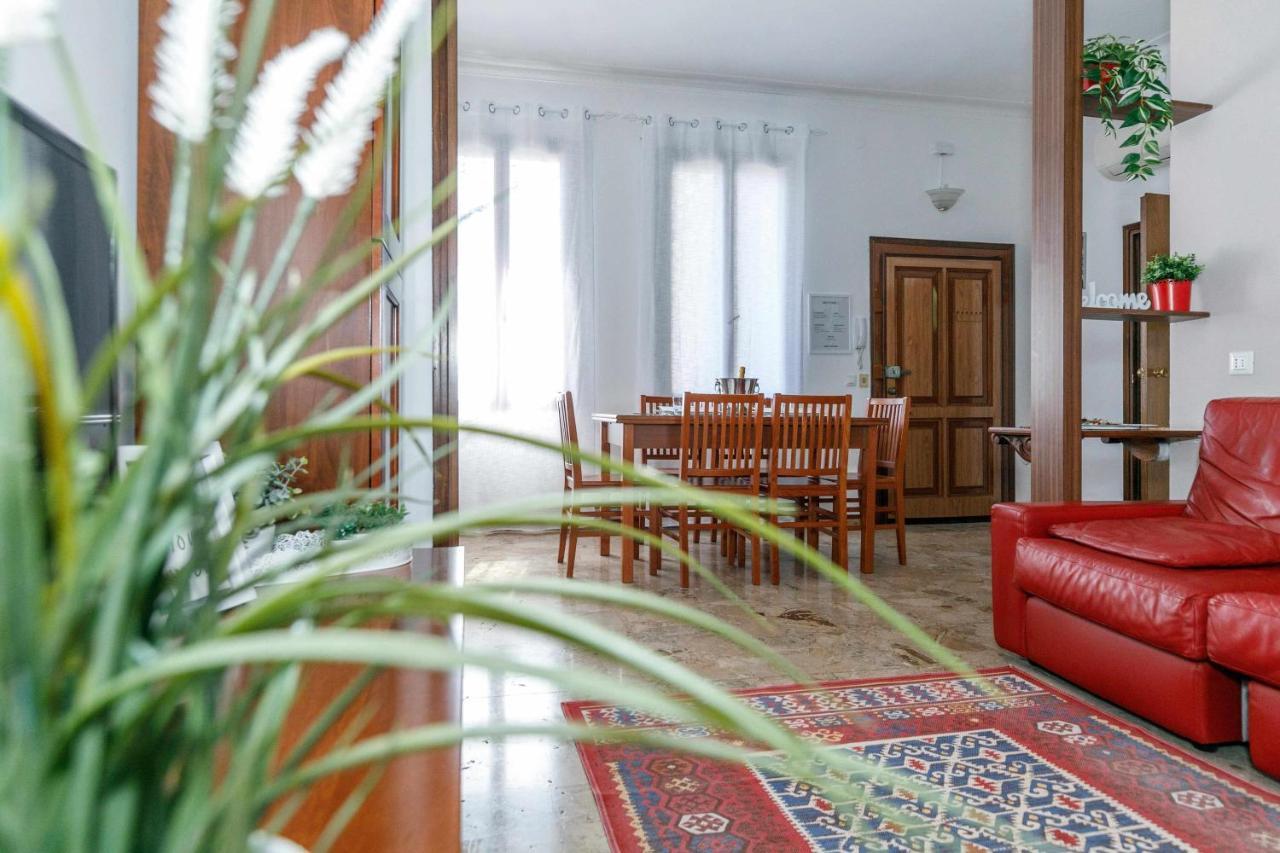 Apartamento 11 Venice Garden Private Garden Parking Free Marghera Exterior foto